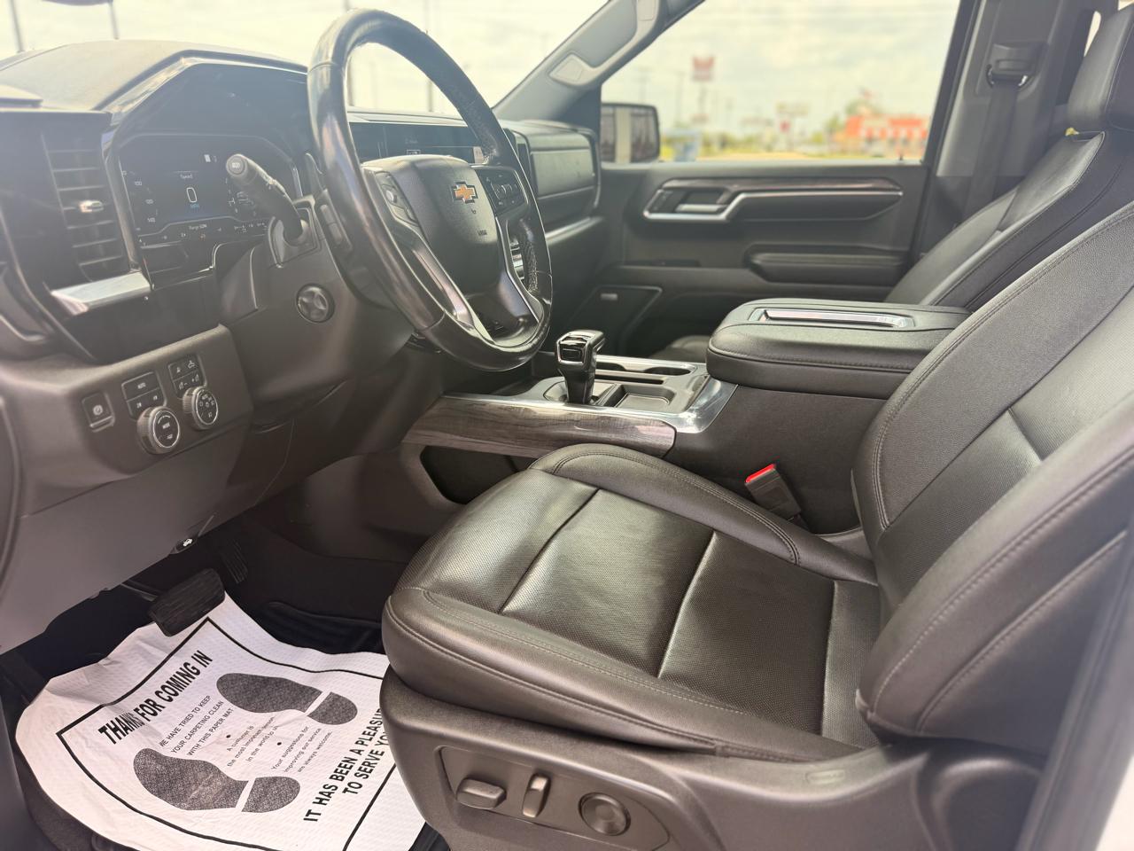 Chevrolet Silverado 1500 LTZ Crew Cab 4WD 2022