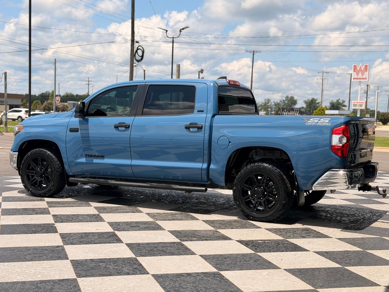 Toyota Tundra SR5 5.7L V8 CrewMax 2WD 2020