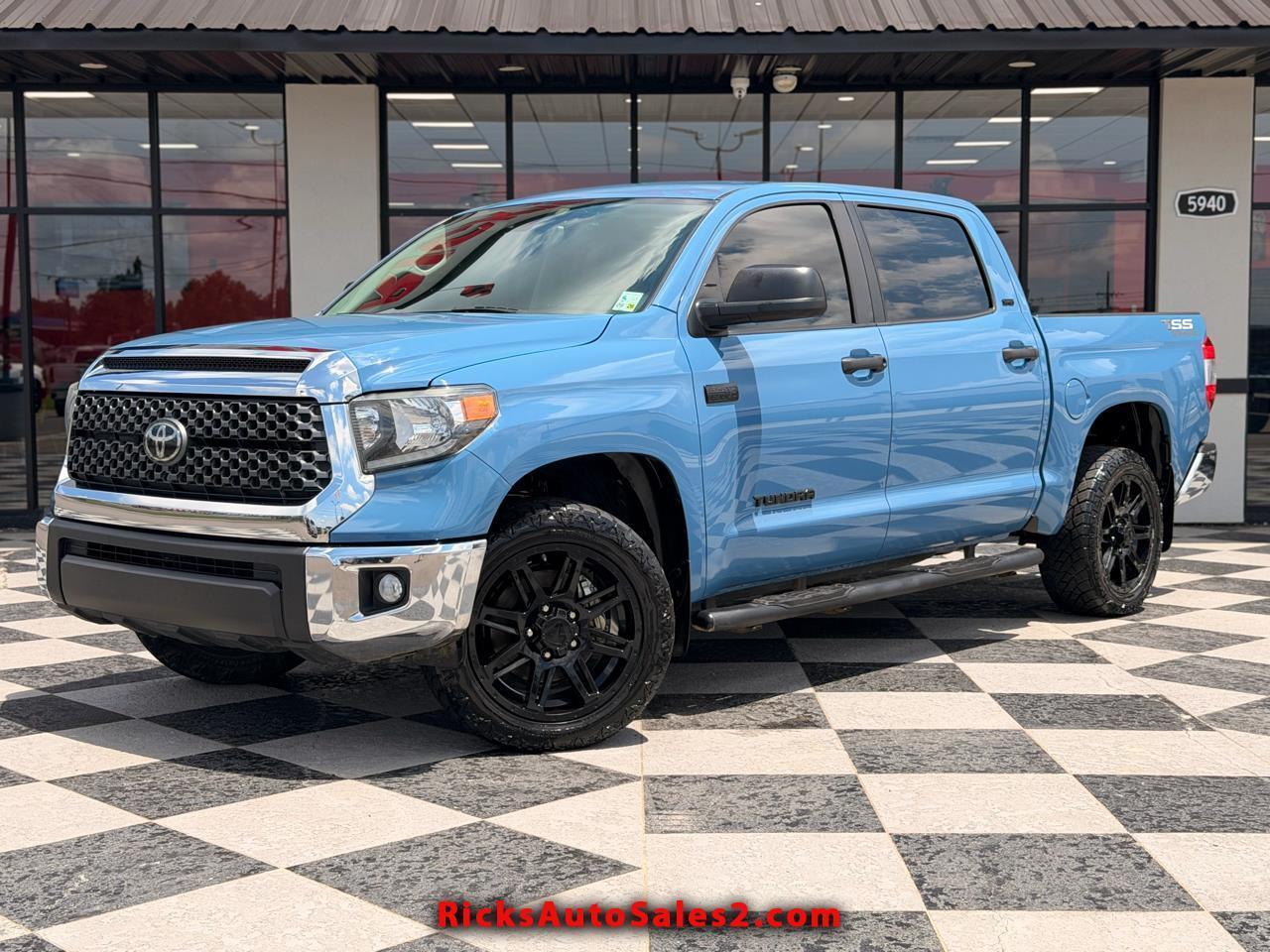 2020 Toyota Tundra SR5 5.7L V8 CrewMax 2WD