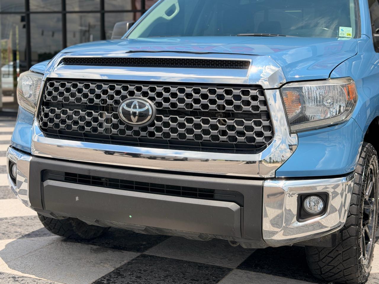 Toyota Tundra SR5 5.7L V8 CrewMax 2WD 2020