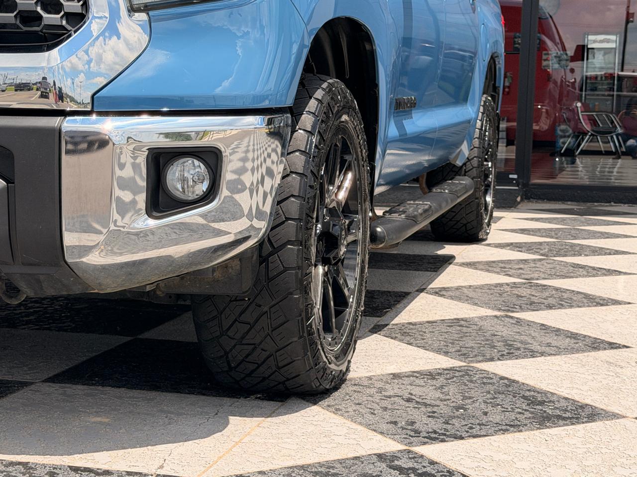 Toyota Tundra SR5 5.7L V8 CrewMax 2WD 2020