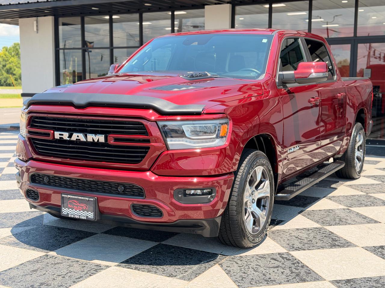 RAM 1500 Laramie Crew Cab SWB 4WD 2023