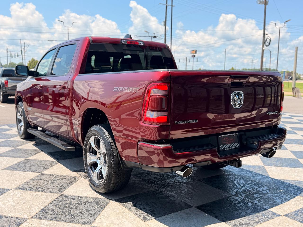 RAM 1500 Laramie Crew Cab SWB 4WD 2023