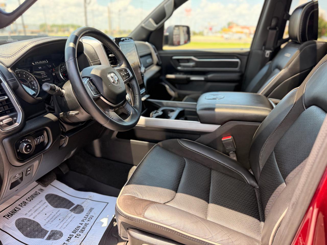 RAM 1500 Laramie Crew Cab SWB 4WD 2023