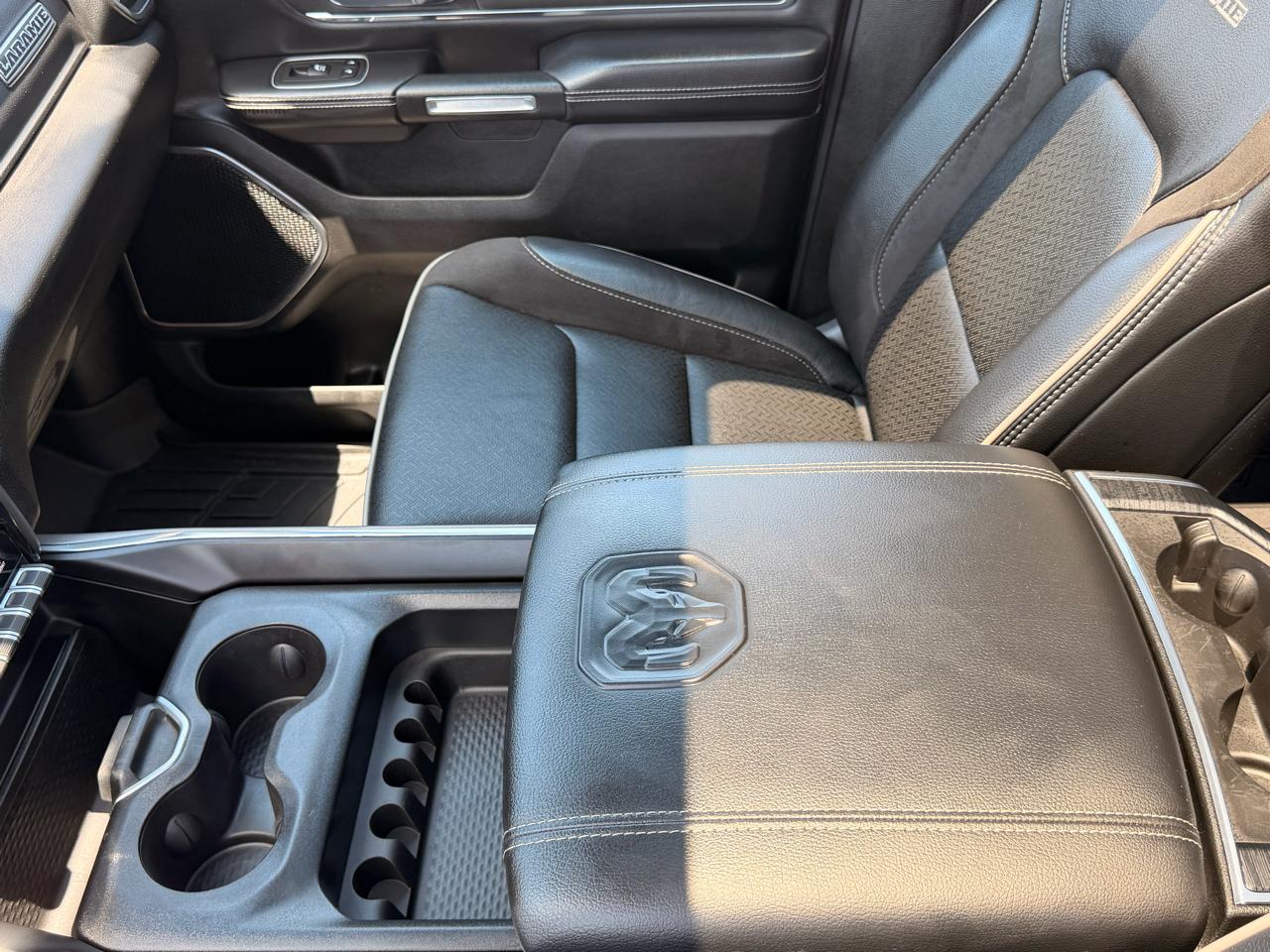 RAM 1500 Laramie Crew Cab SWB 4WD 2023