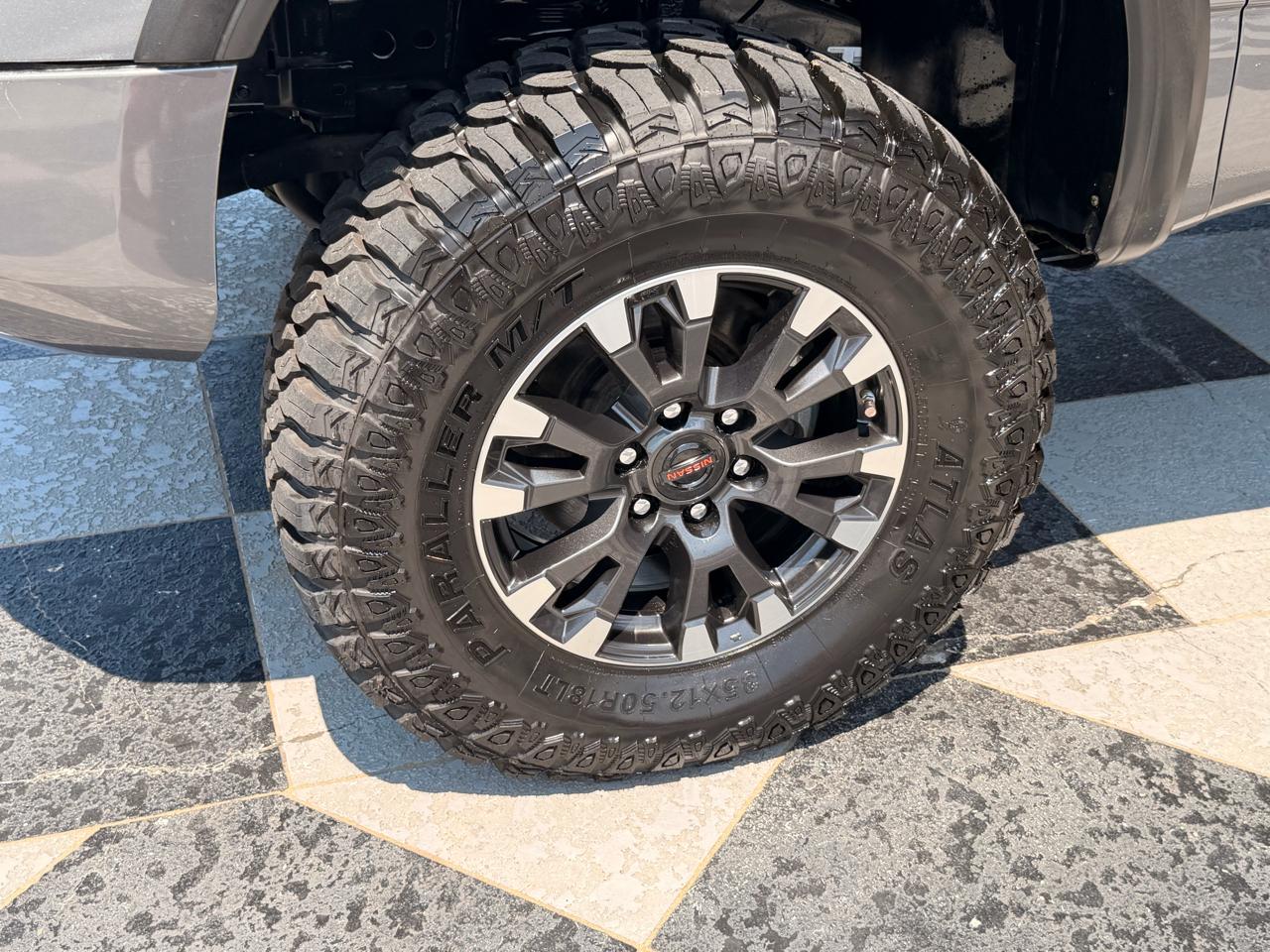 Nissan Titan Platinum Reserve Crew Cab 4WD 2021
