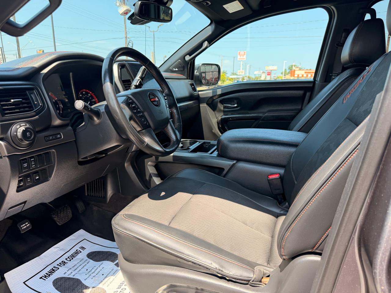 Nissan Titan Platinum Reserve Crew Cab 4WD 2021
