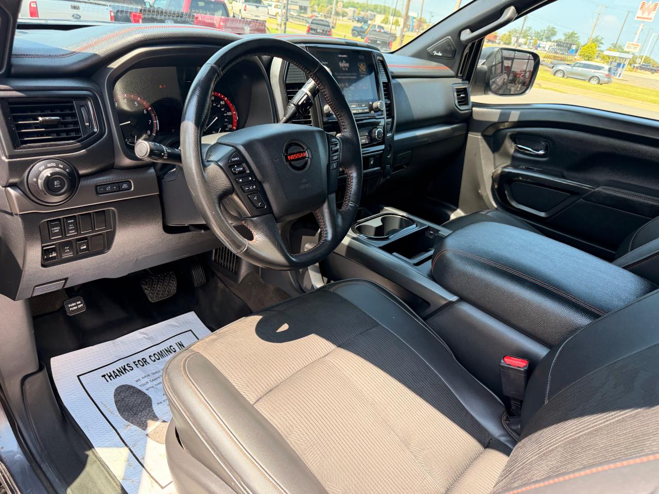 Nissan Titan Platinum Reserve Crew Cab 4WD 2021