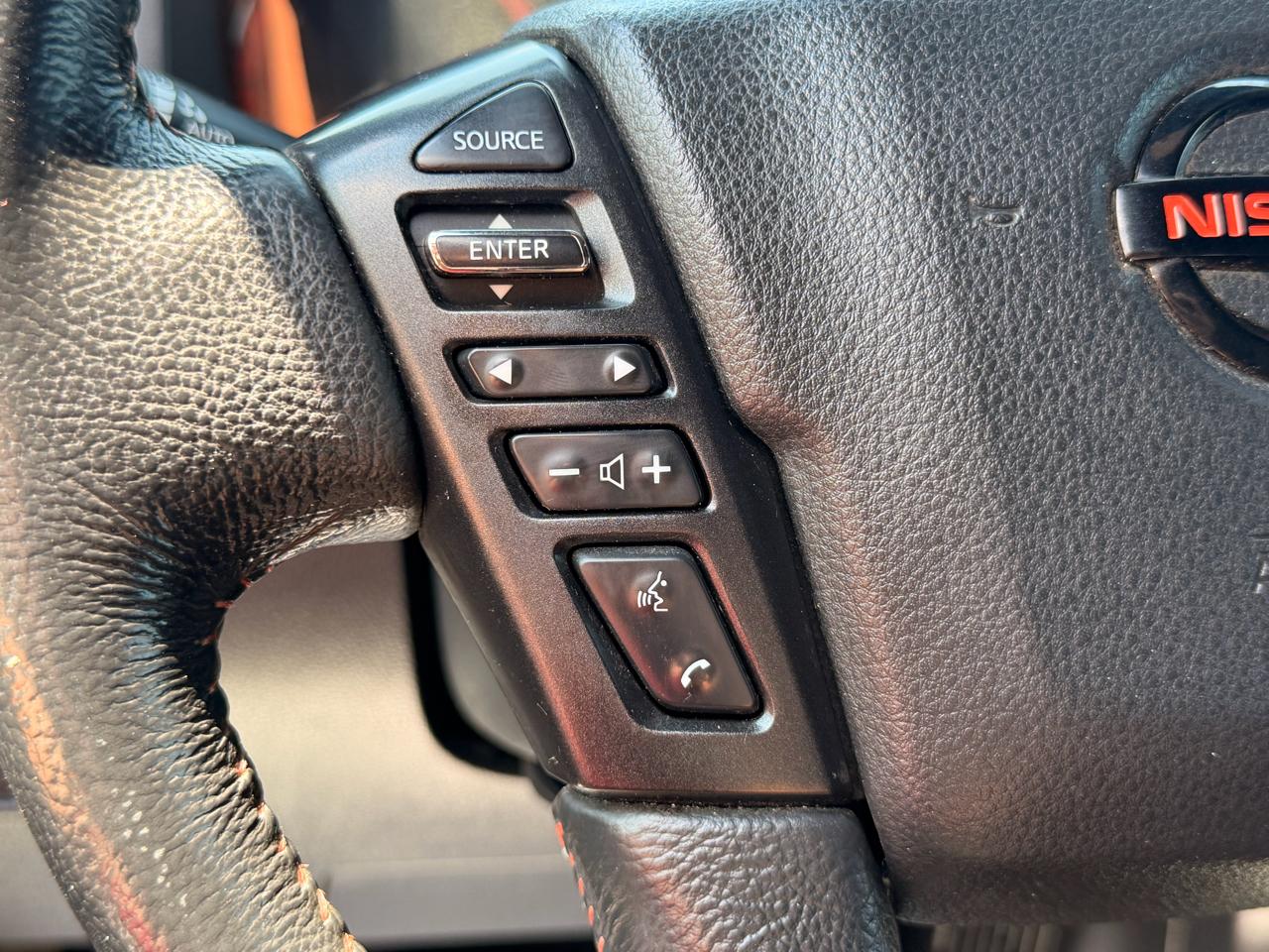 Nissan Titan Platinum Reserve Crew Cab 4WD 2021