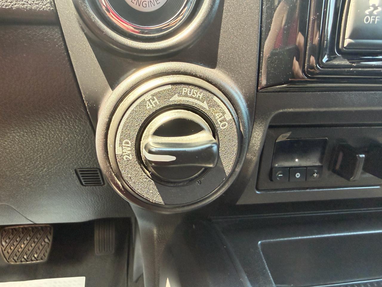 Nissan Titan Platinum Reserve Crew Cab 4WD 2021