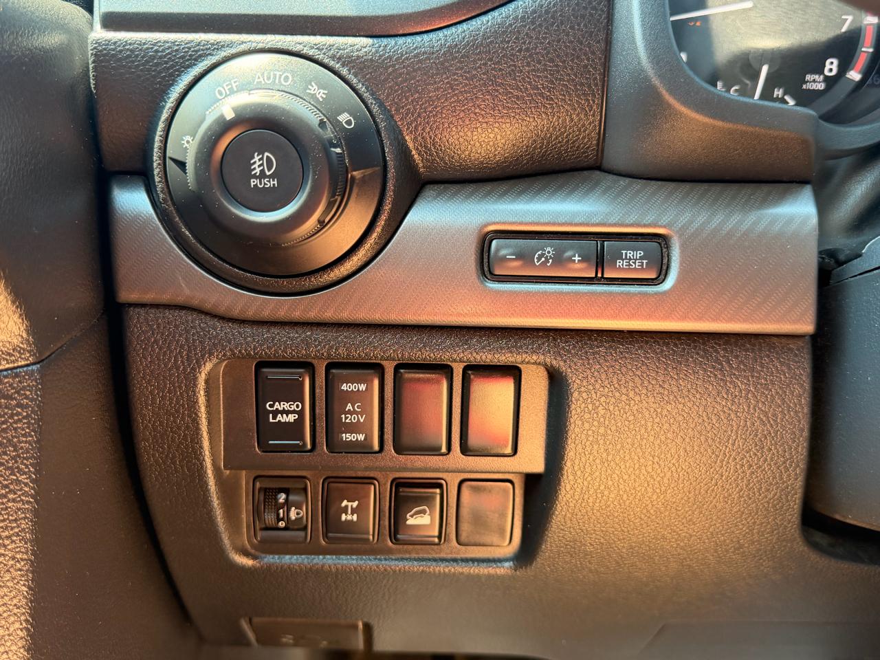 Nissan Titan Platinum Reserve Crew Cab 4WD 2021