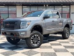 2021 Nissan Titan 