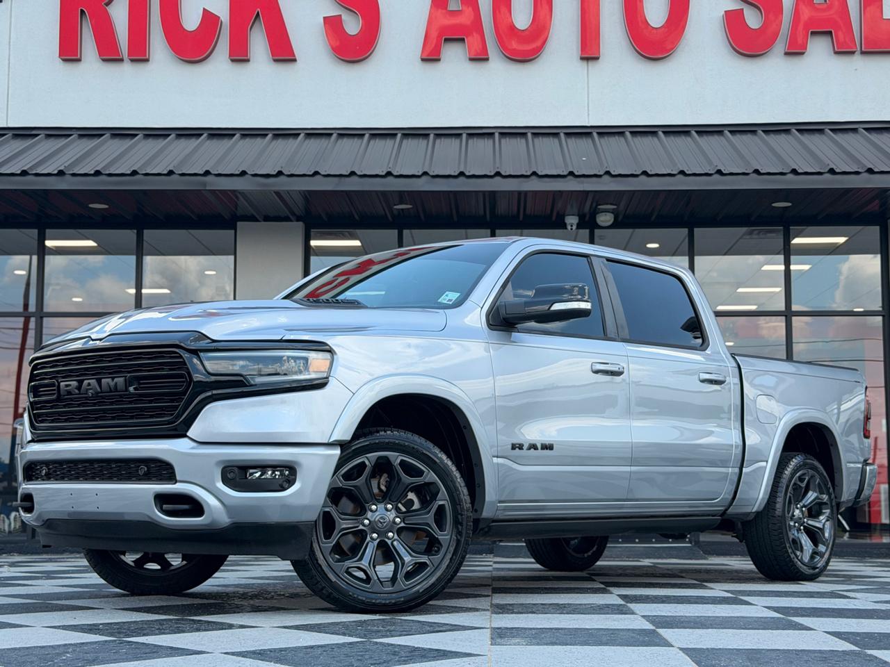 RAM 1500 Limited 4x4 Crew Cab 5'7" Box 2021