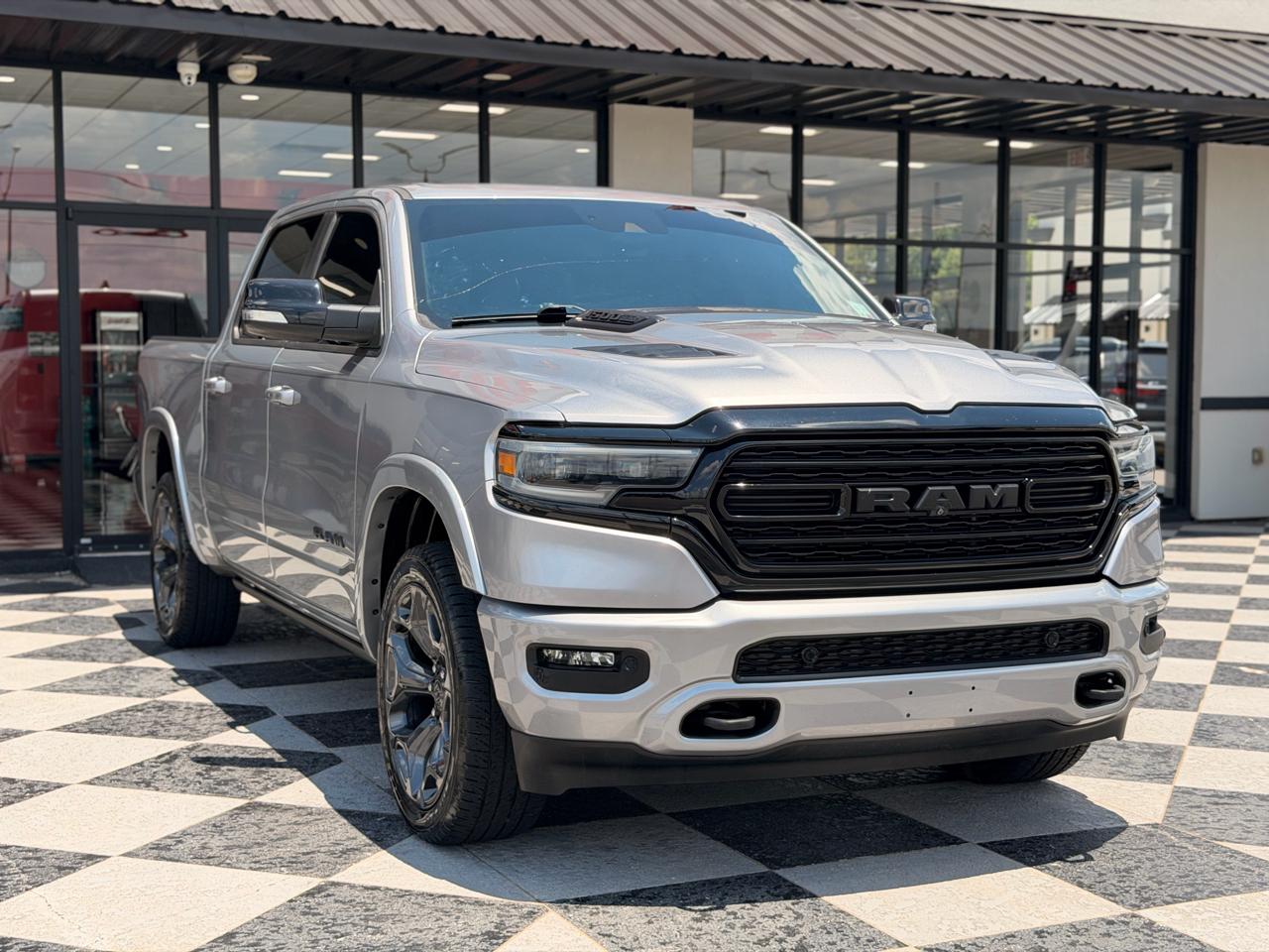 RAM 1500 Limited 4x4 Crew Cab 5'7" Box 2021