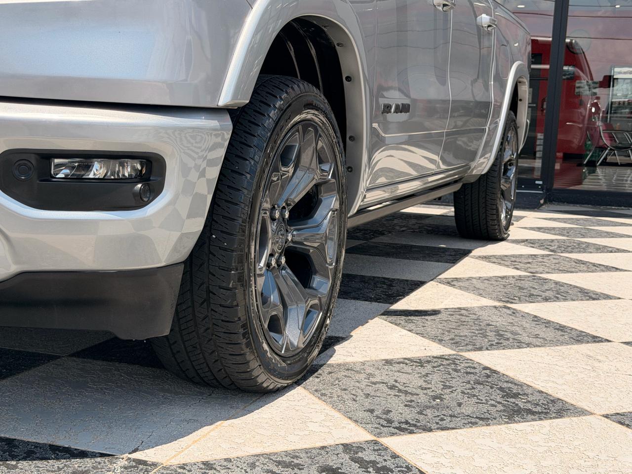RAM 1500 Limited 4x4 Crew Cab 5'7" Box 2021