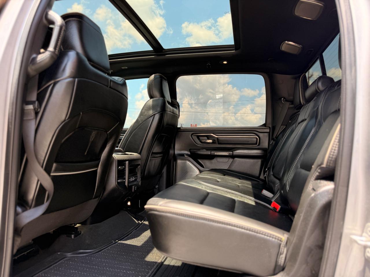 RAM 1500 Limited 4x4 Crew Cab 5'7" Box 2021