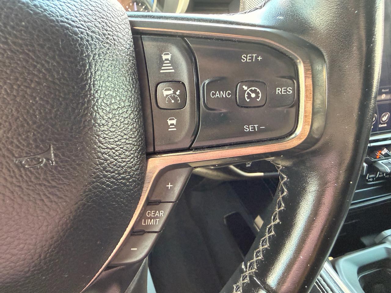 RAM 1500 Limited 4x4 Crew Cab 5'7" Box 2021