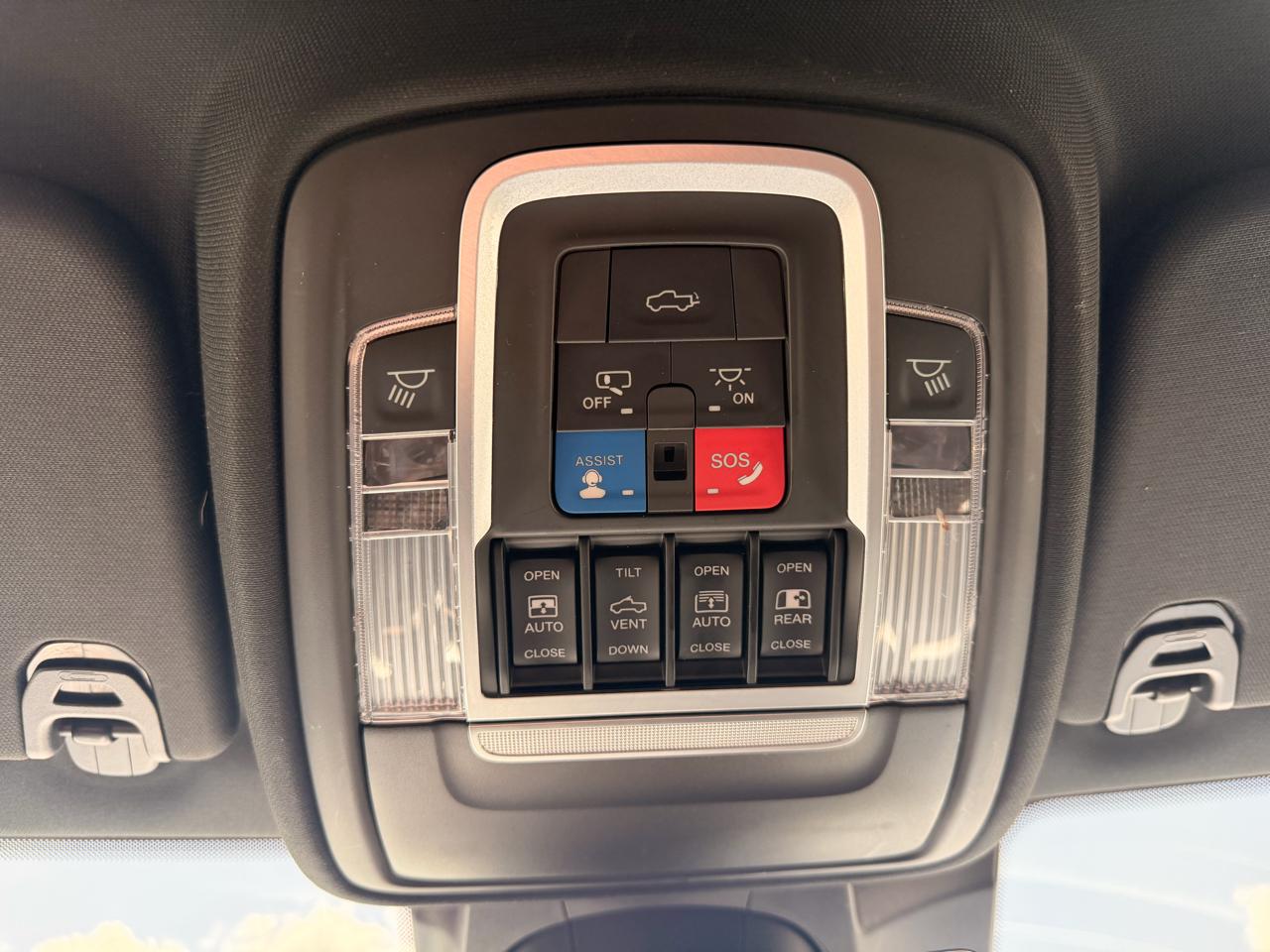 RAM 1500 Limited 4x4 Crew Cab 5'7" Box 2021