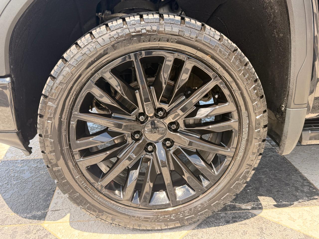 GMC Sierra 1500 Denali Crew Cab 4WD 2019