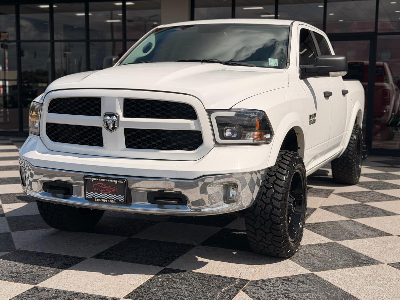 RAM 1500 Outdoorsman 4x4 Crew Cab 5'7" Box 2015