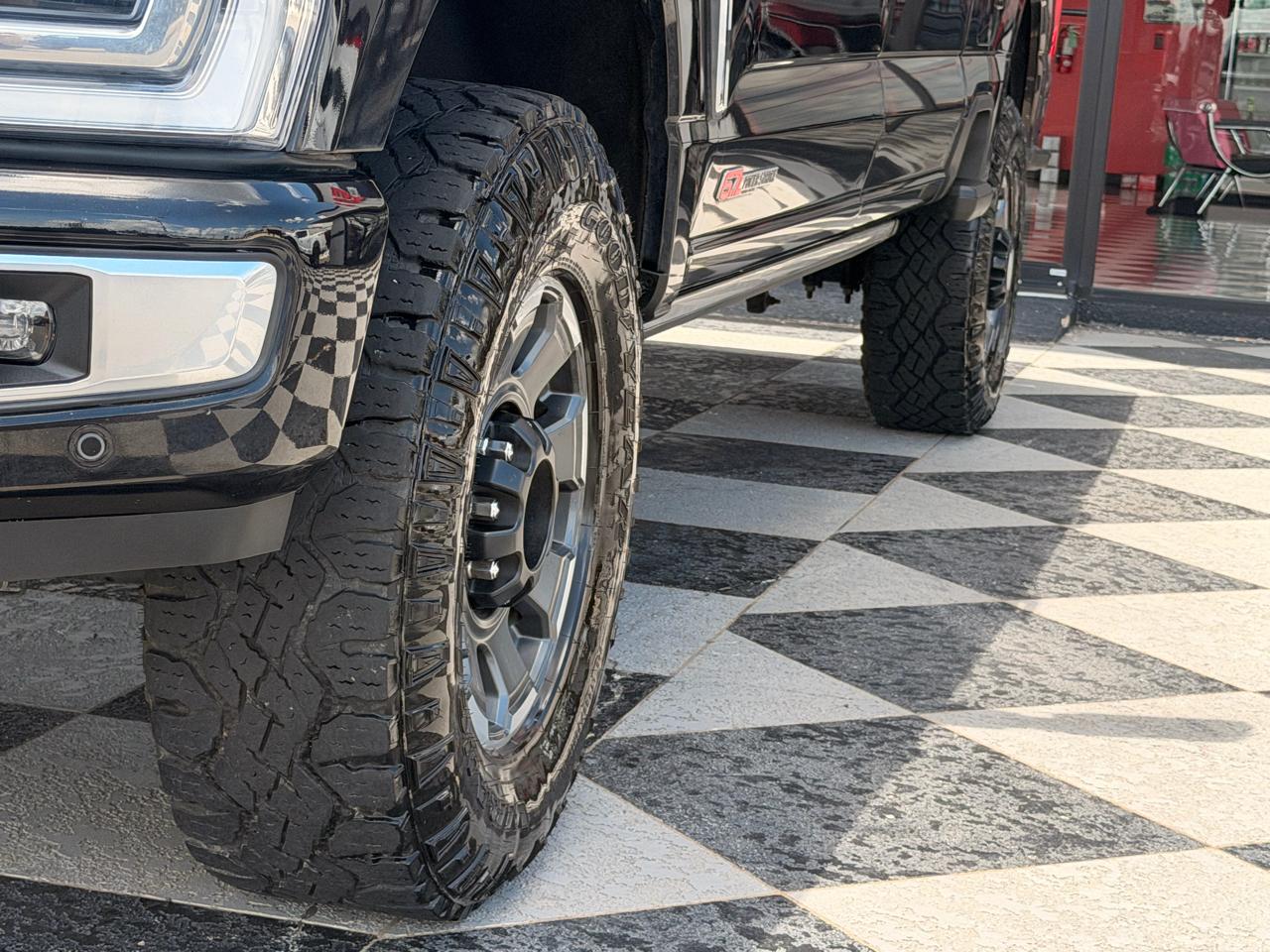 Ford F-350 SD Platinum Crew Cab 4WD 2023