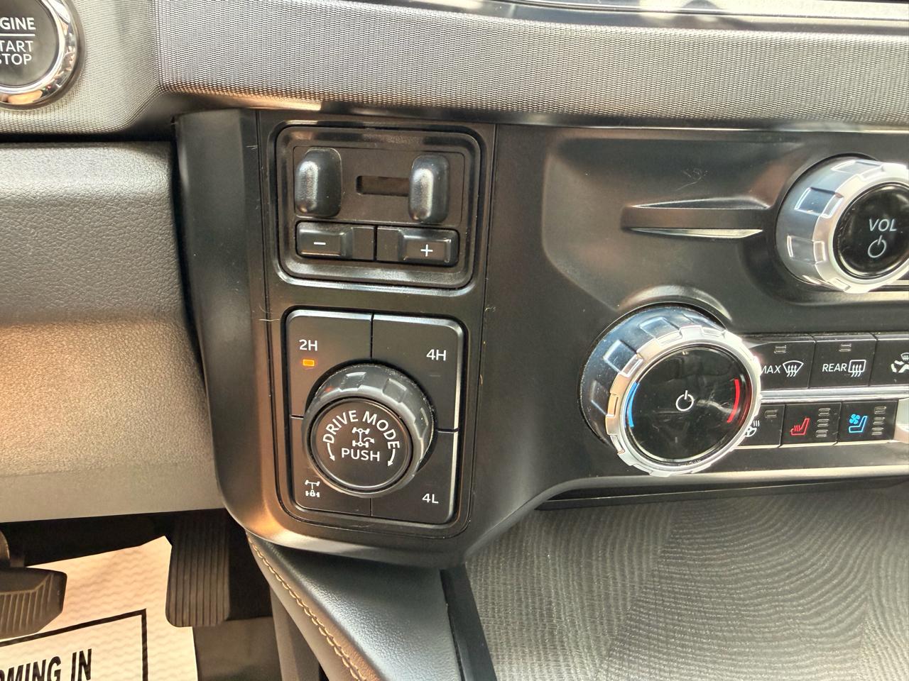 Ford F-350 SD Platinum Crew Cab 4WD 2023