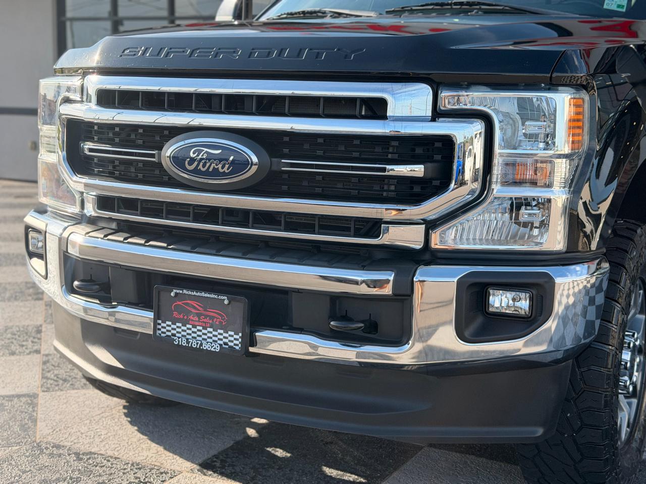 Ford F-250 SD Lariat Crew Cab 4WD 2022