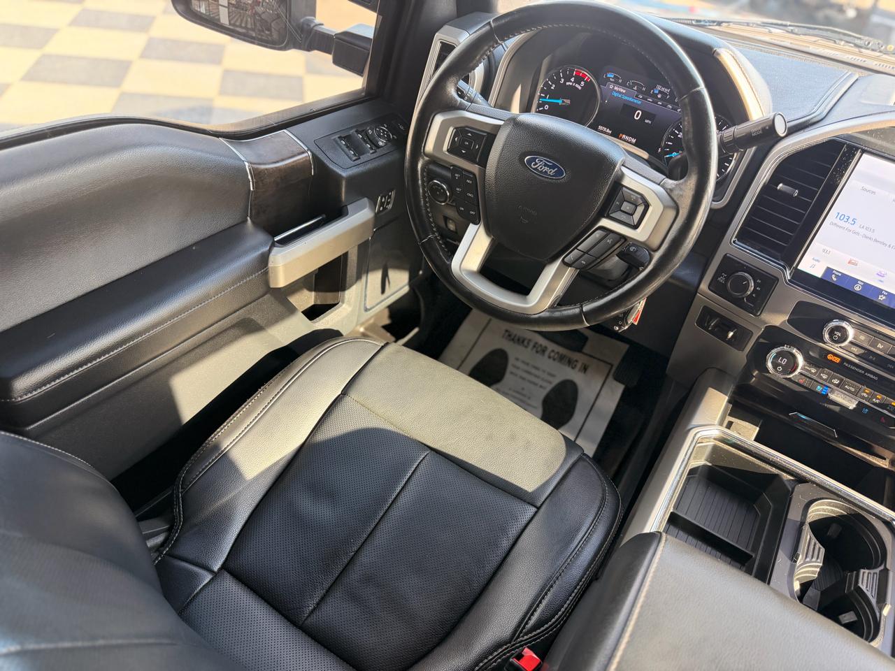 Ford F-250 SD Lariat Crew Cab 4WD 2022