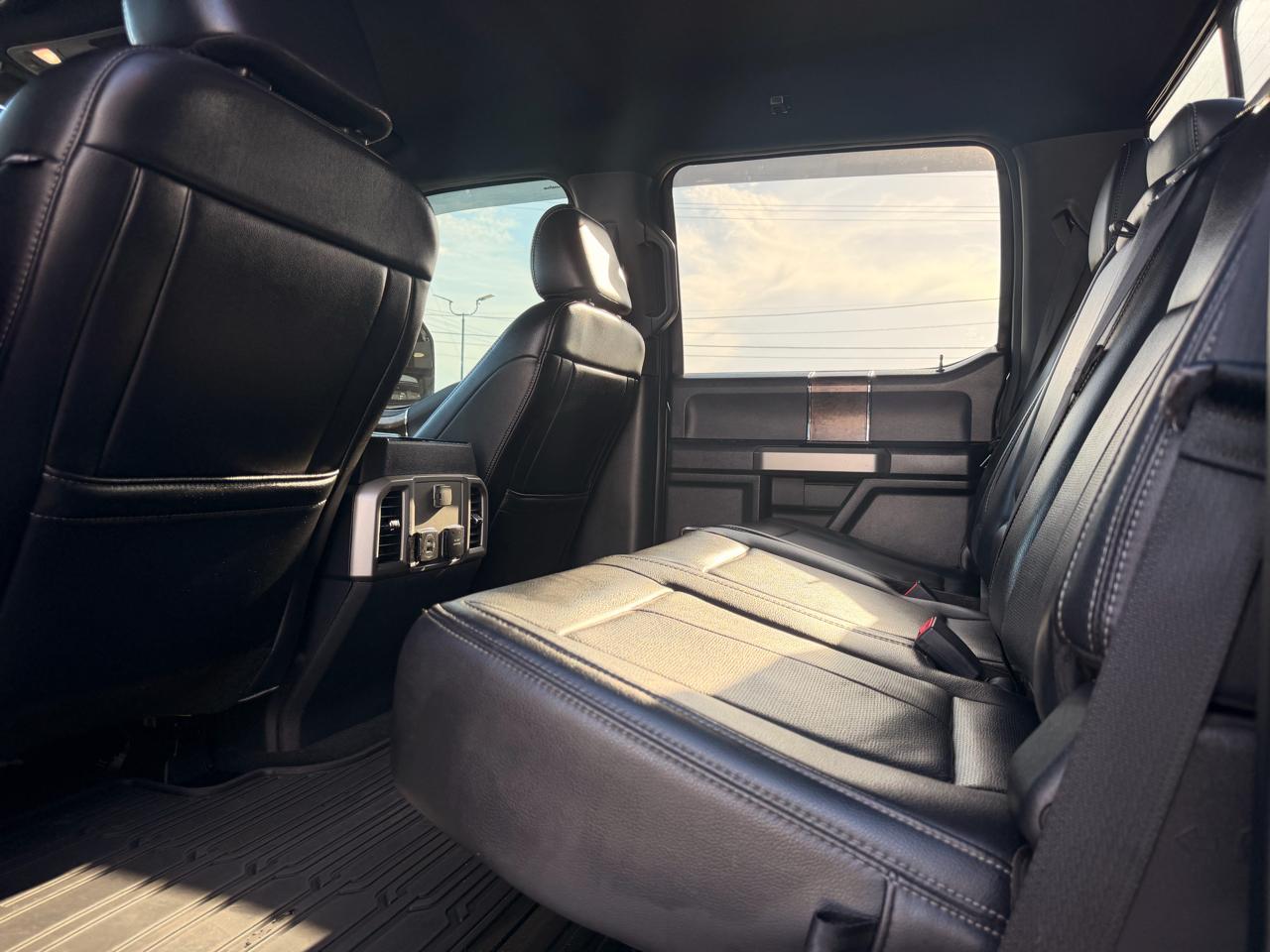 Ford F-250 SD Lariat Crew Cab 4WD 2022