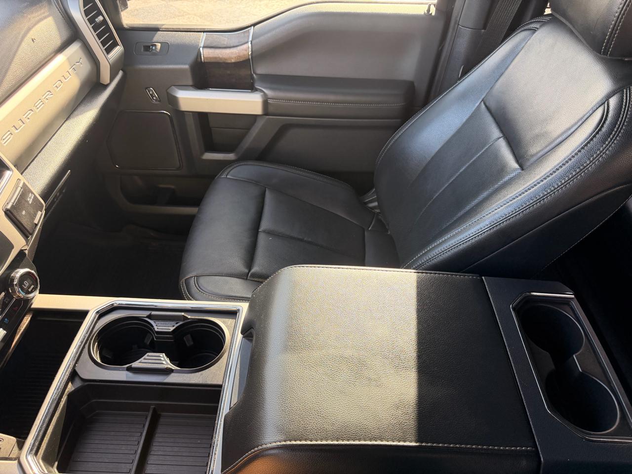 Ford F-250 SD Lariat Crew Cab 4WD 2022