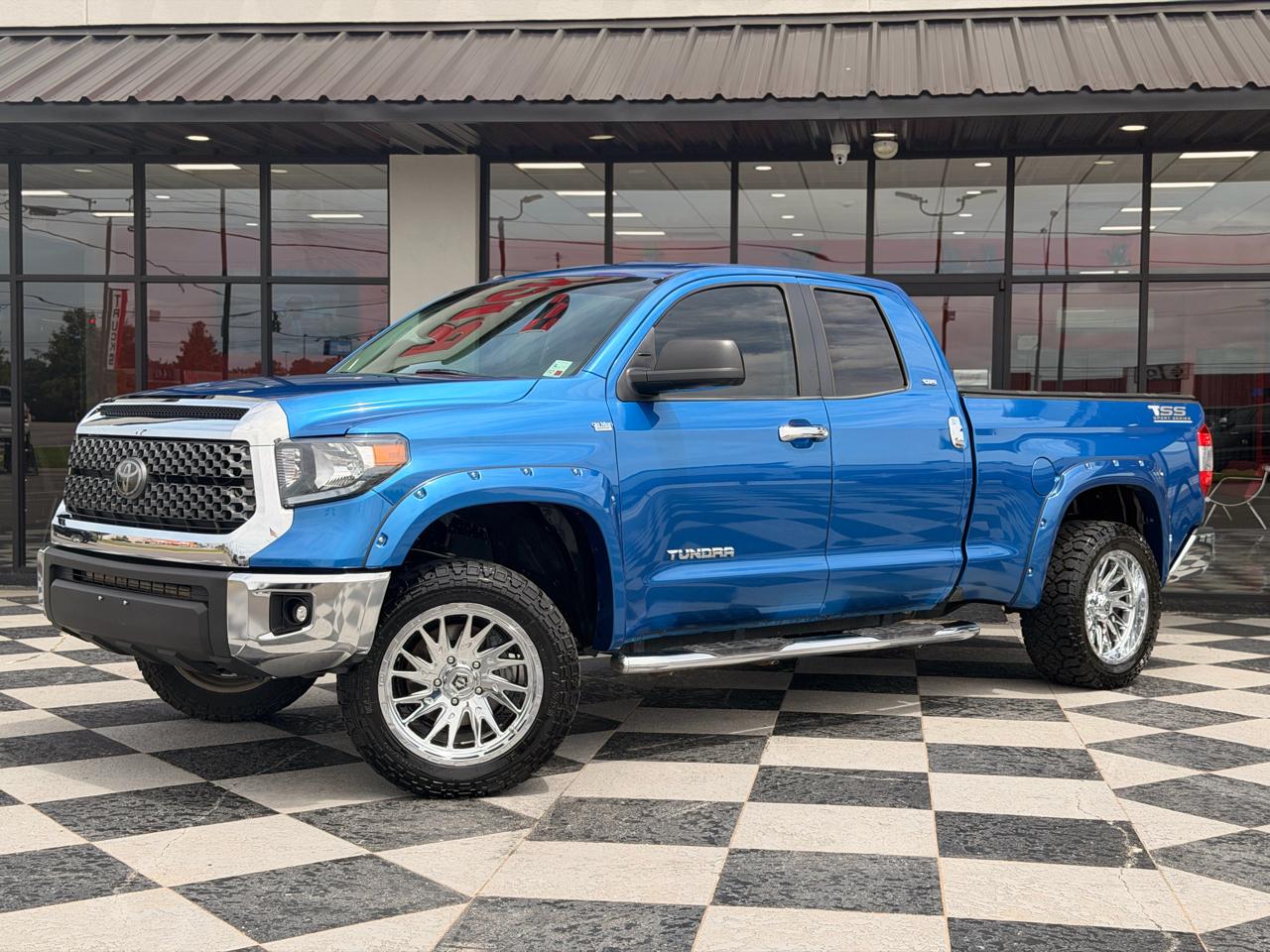 Toyota Tundra SR5 4.6L V8 Double Cab 2WD 2018