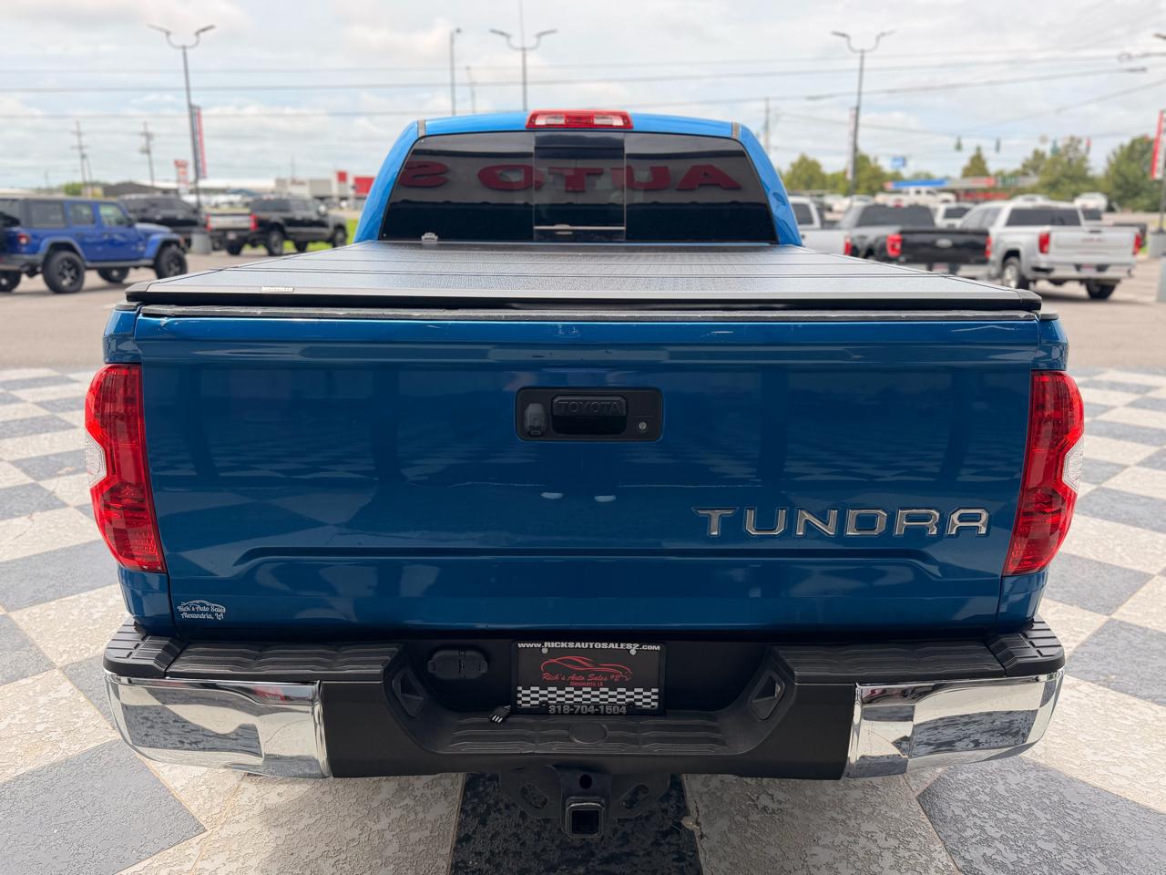 Toyota Tundra SR5 4.6L V8 Double Cab 2WD 2018