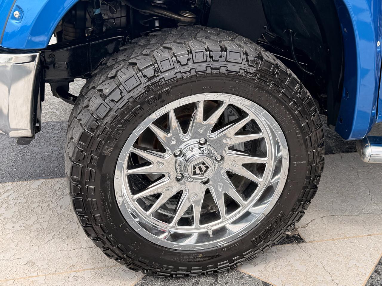 Toyota Tundra SR5 4.6L V8 Double Cab 2WD 2018