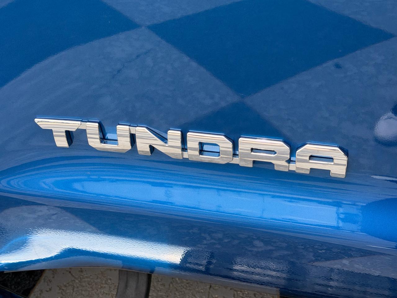 Toyota Tundra SR5 4.6L V8 Double Cab 2WD 2018