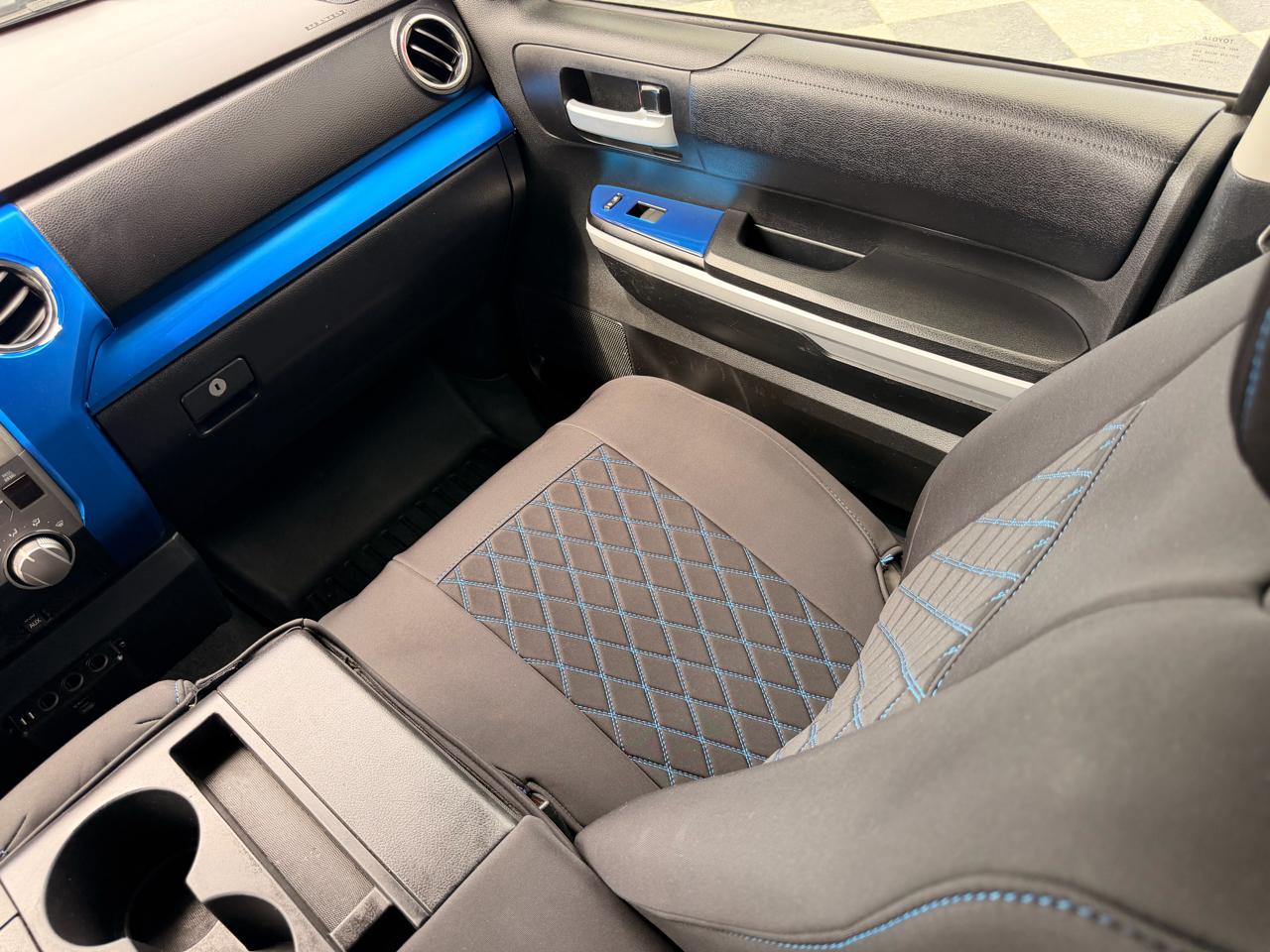 Toyota Tundra SR5 4.6L V8 Double Cab 2WD 2018