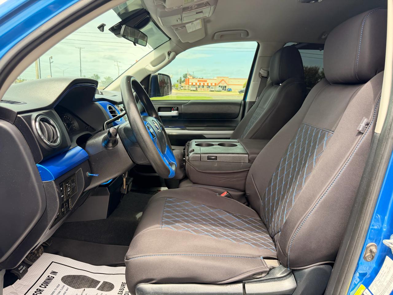 Toyota Tundra SR5 4.6L V8 Double Cab 2WD 2018