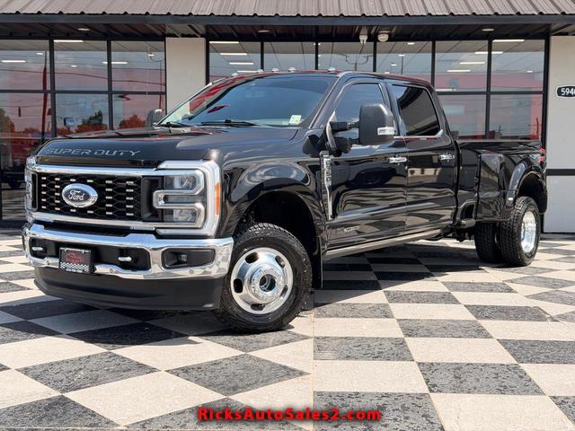 Black 2023 Ford F-350 Super Duty Pickup Truck Four-Wheel Drive Automatic