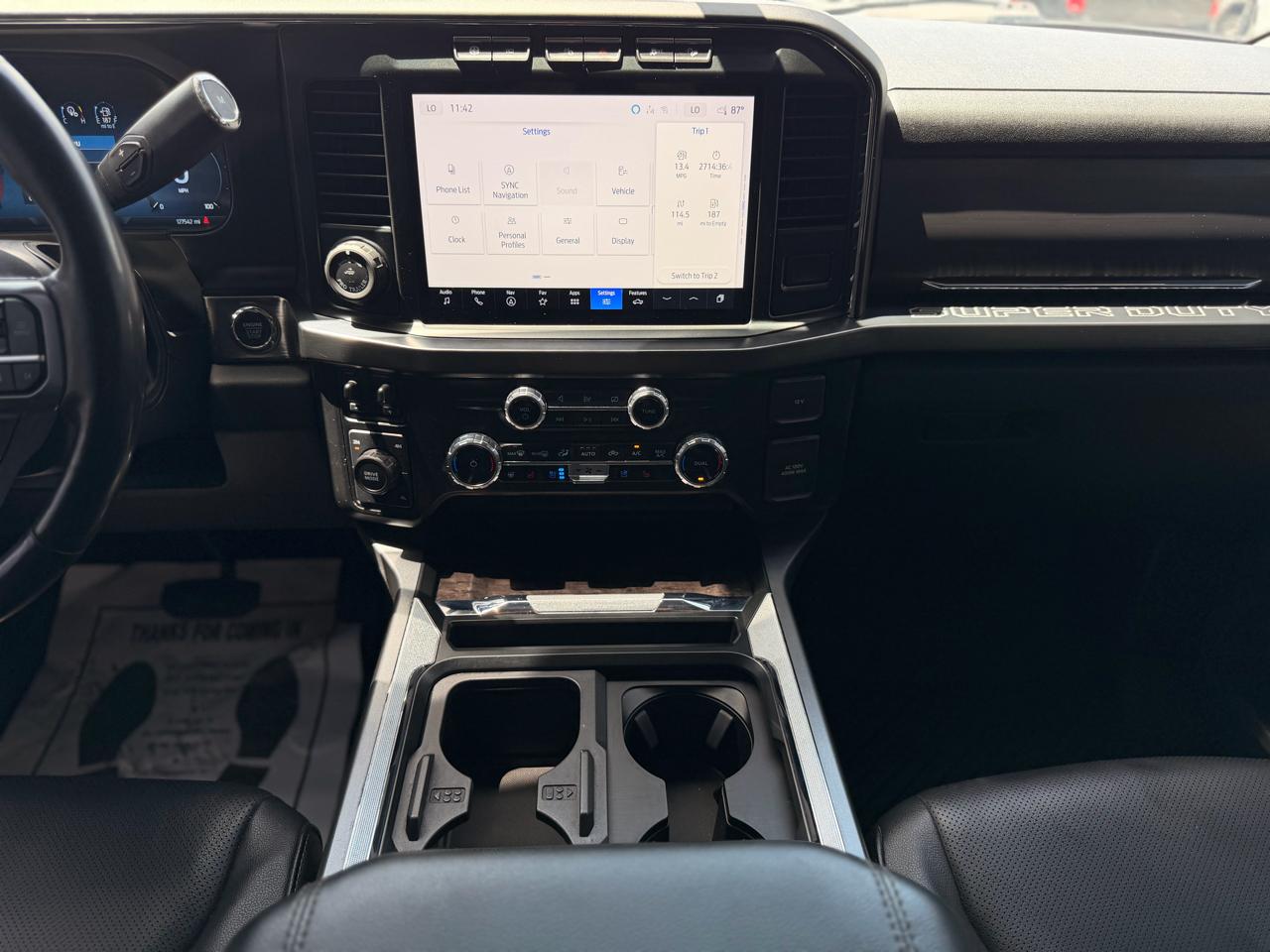 Ford F-350 SD Lariat Crew Cab 4WD 2023