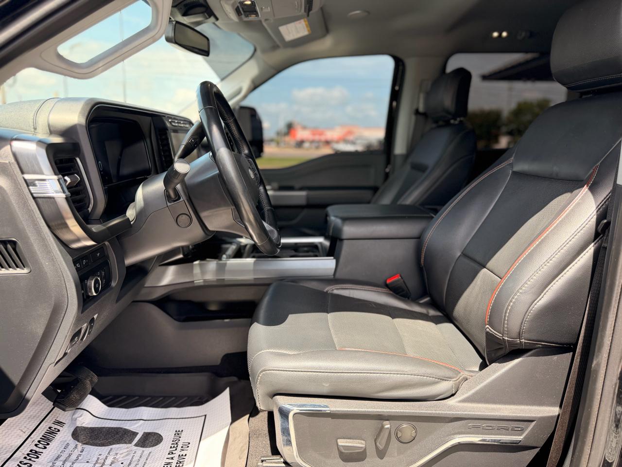 Ford F-350 SD Lariat Crew Cab 4WD 2023