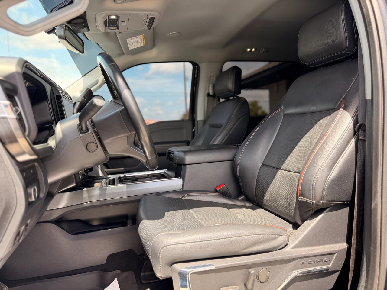 Ford F-350 SD Lariat Crew Cab 4WD 2023