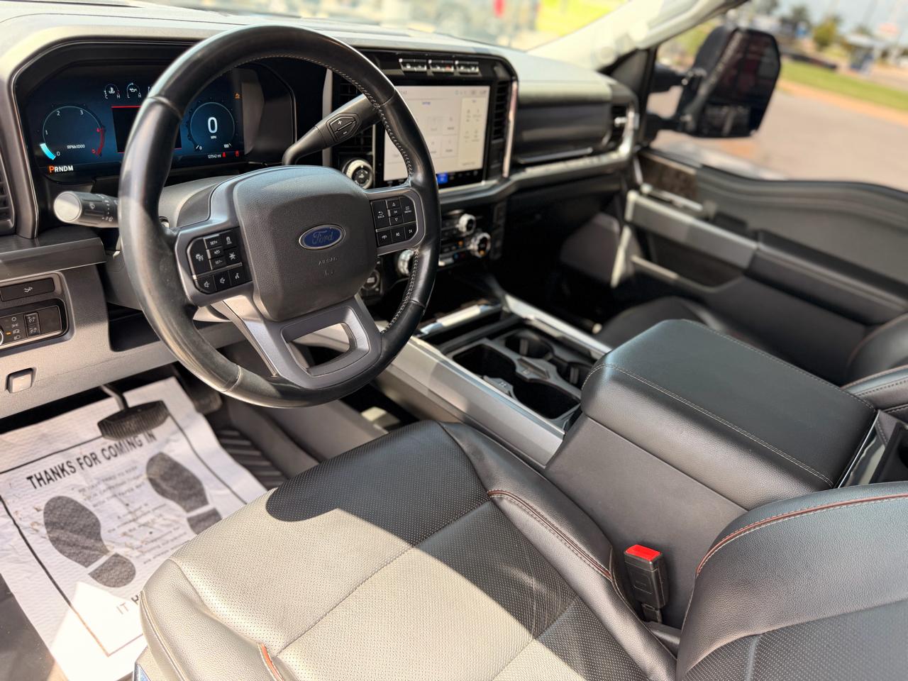 Ford F-350 SD Lariat Crew Cab 4WD 2023