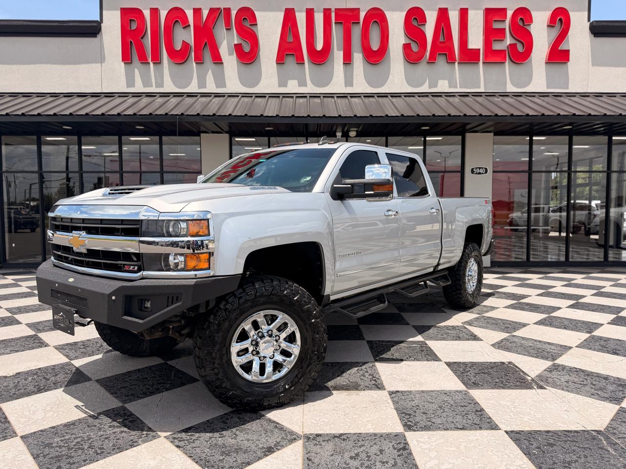 Chevrolet Silverado 2500HD LTZ Crew Cab 4WD 2019