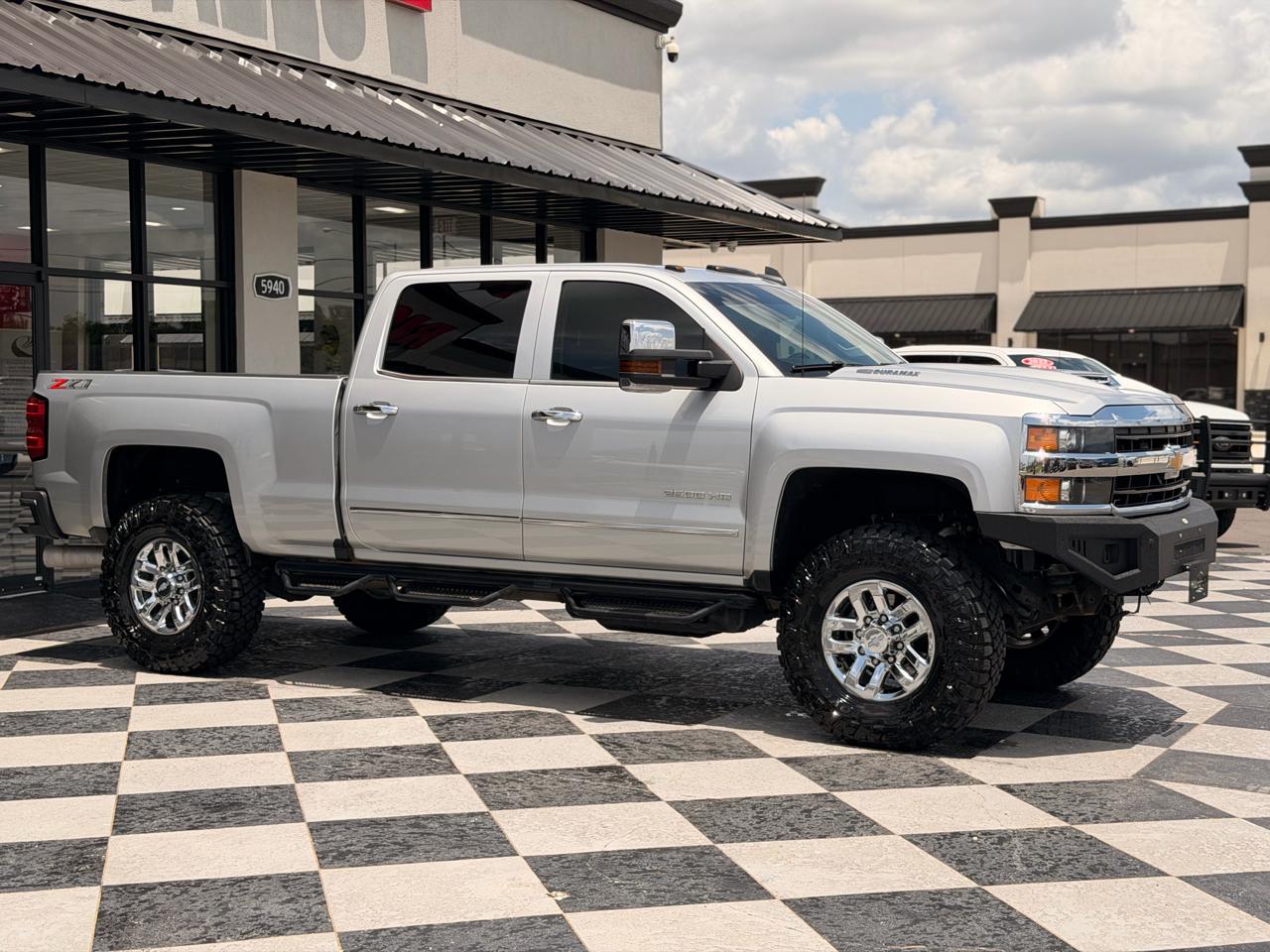 Chevrolet Silverado 2500HD LTZ Crew Cab 4WD 2019