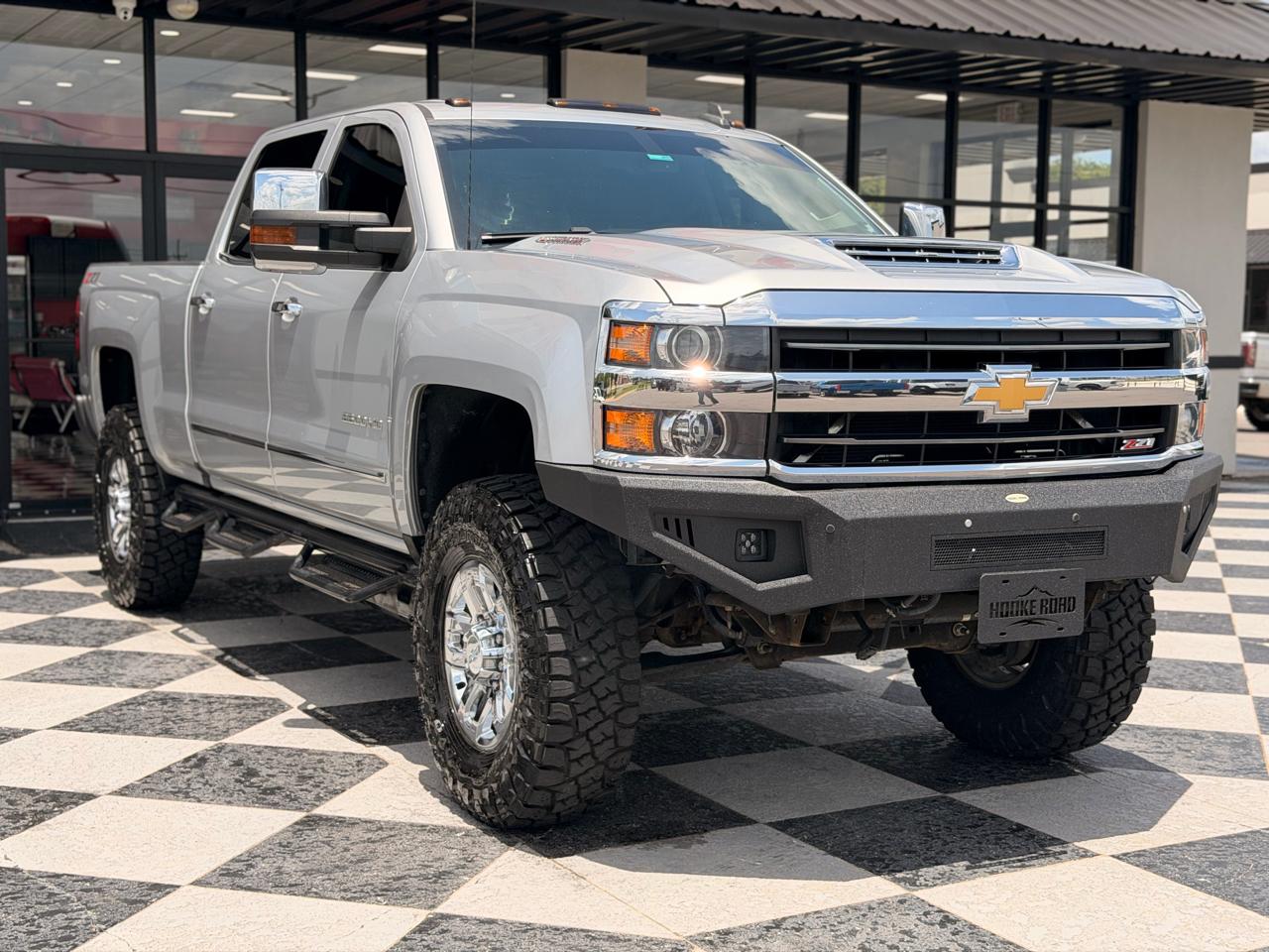 Chevrolet Silverado 2500HD LTZ Crew Cab 4WD 2019