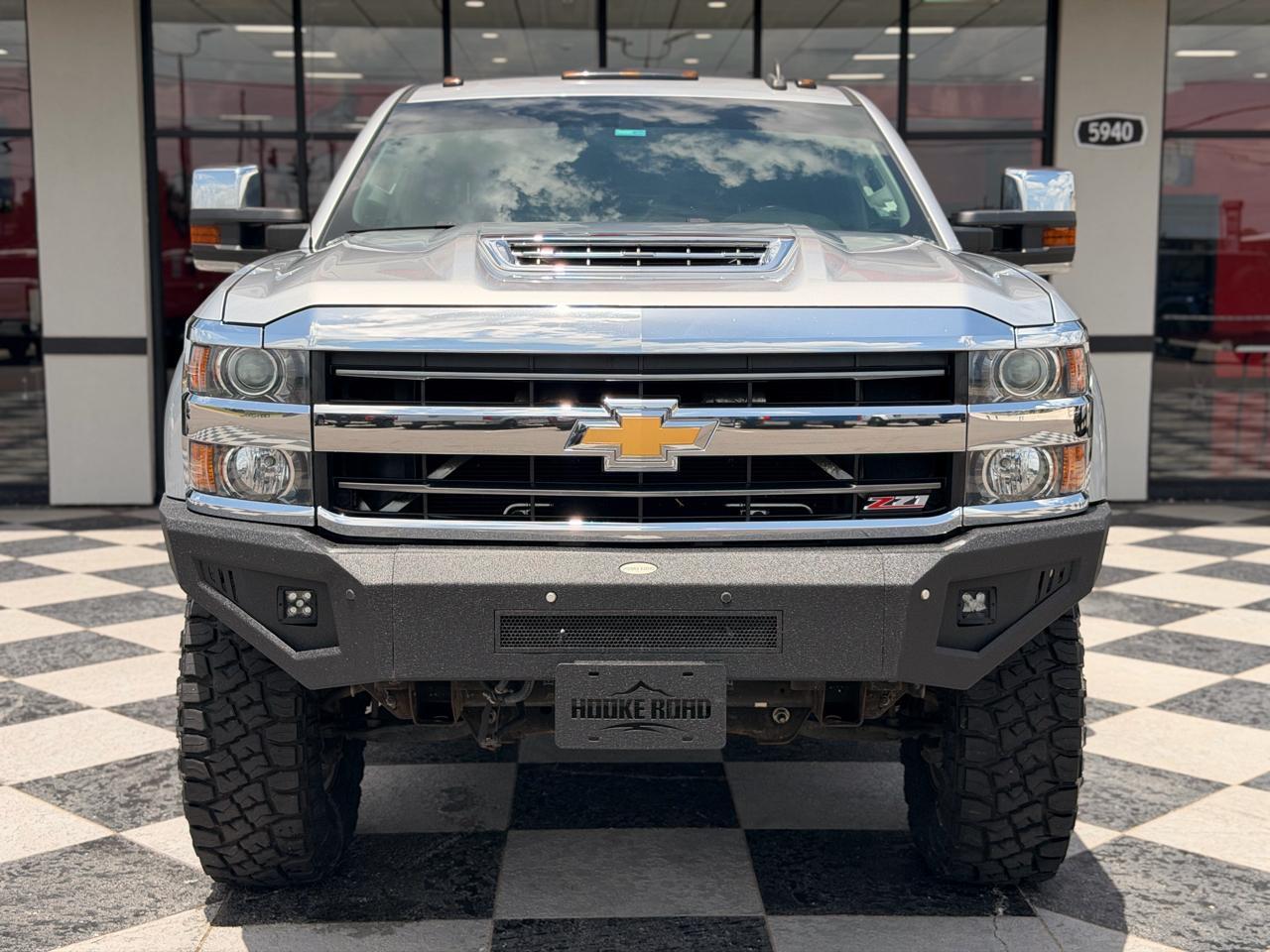 Chevrolet Silverado 2500HD LTZ Crew Cab 4WD 2019