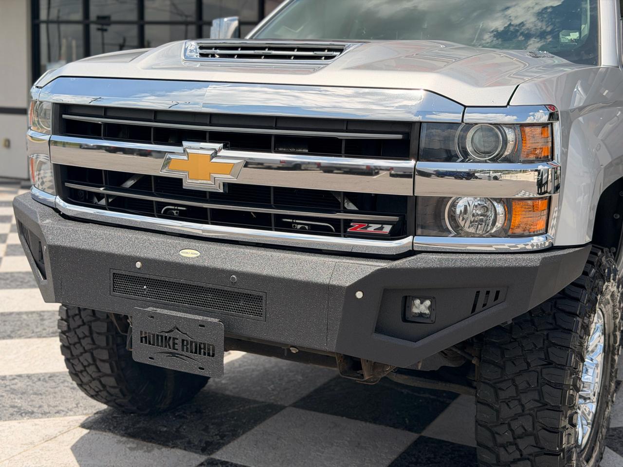 Chevrolet Silverado 2500HD LTZ Crew Cab 4WD 2019