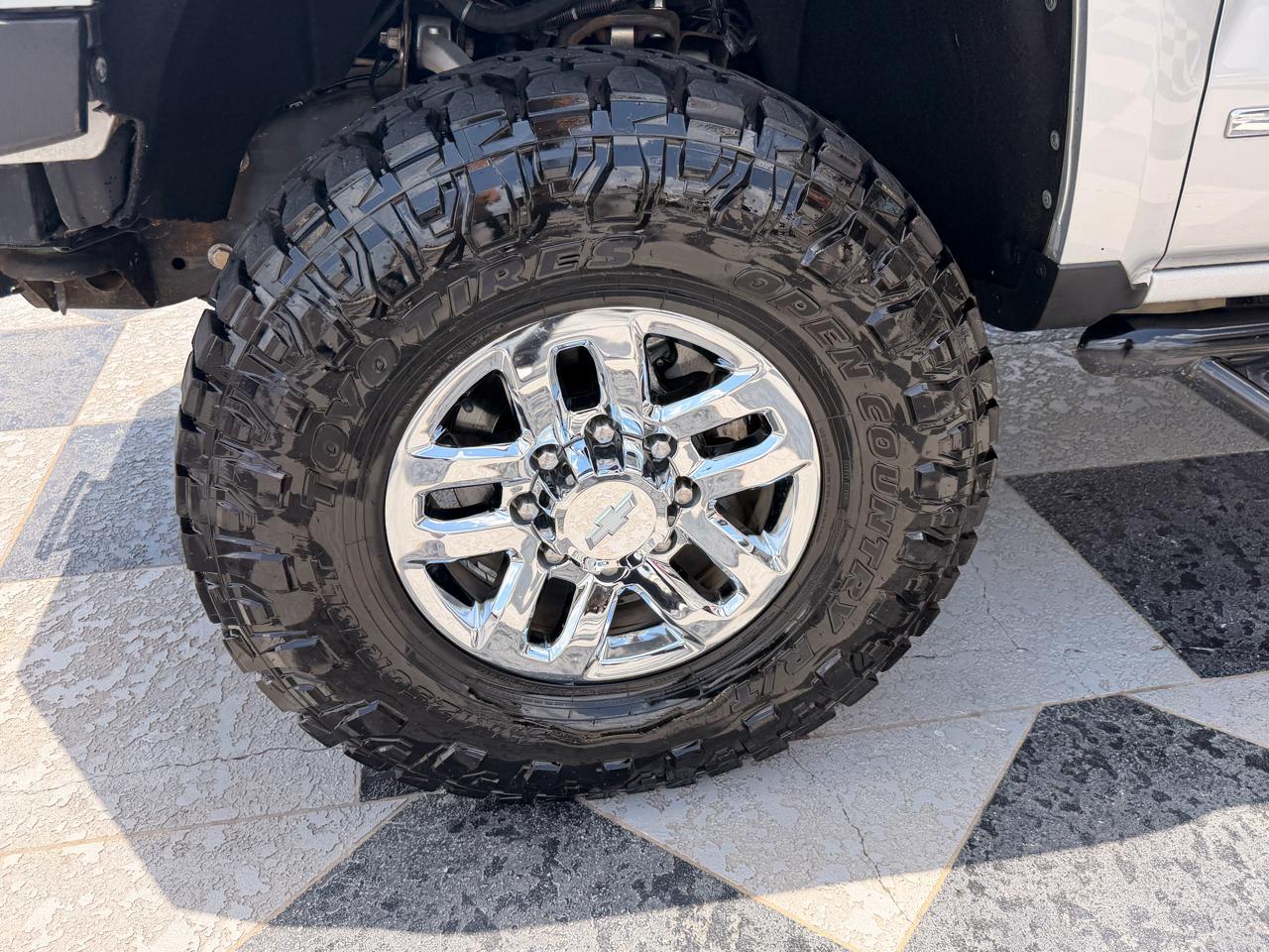 Chevrolet Silverado 2500HD LTZ Crew Cab 4WD 2019