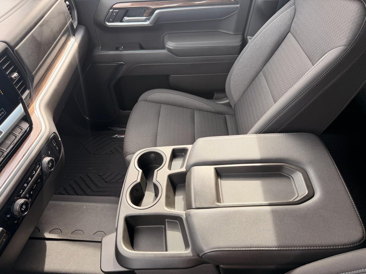Chevrolet Silverado 1500 LT Z71 Crew Cab 4WD 2025
