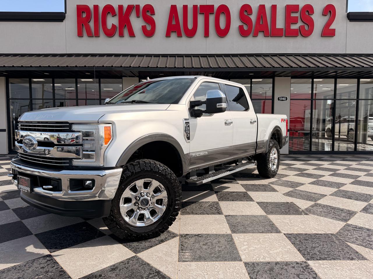Ford F-250 SD Lariat Crew Cab 4WD 2019