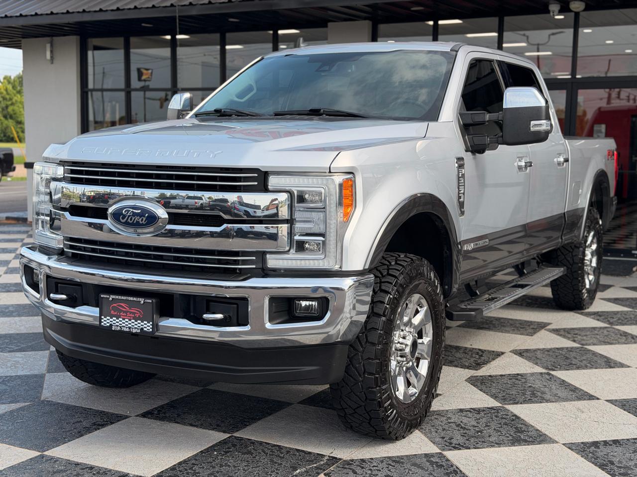 Ford F-250 SD Lariat Crew Cab 4WD 2019